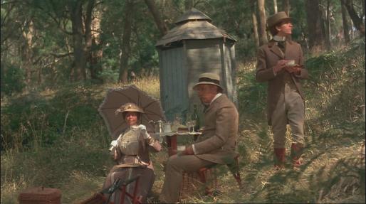 Picnic at Hanging Rock - Les Fitzhubert pique-niquent